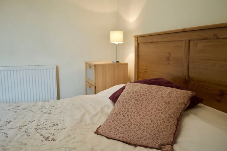 1 Bedroom Flat In Meadowbank
