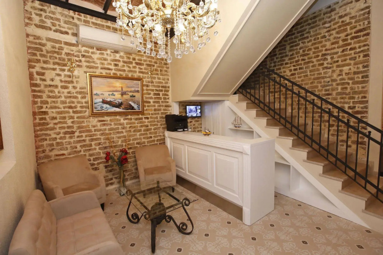 Art Nouveau Galata
