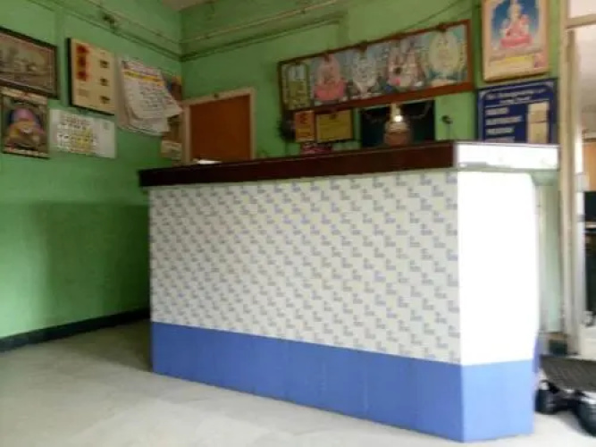 Sri Annapoorna Lodge