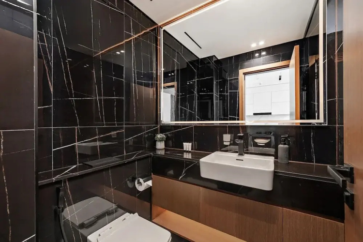 Luxury 1BR at Binghatti Onyx JVC