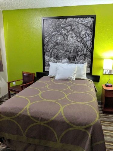 Standard Double Basement room