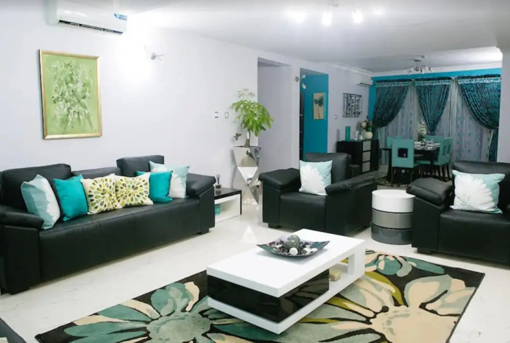 Droptop Suites