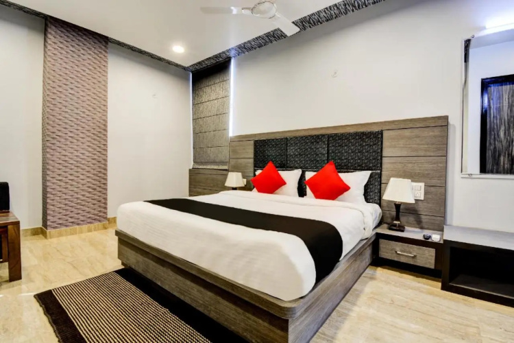 Hotel Grand Anshul