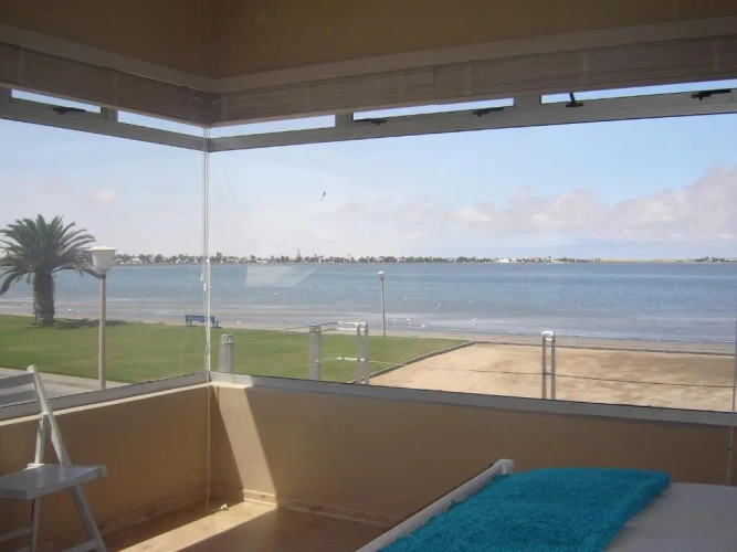 2 Bedrooms Apartment with sea view