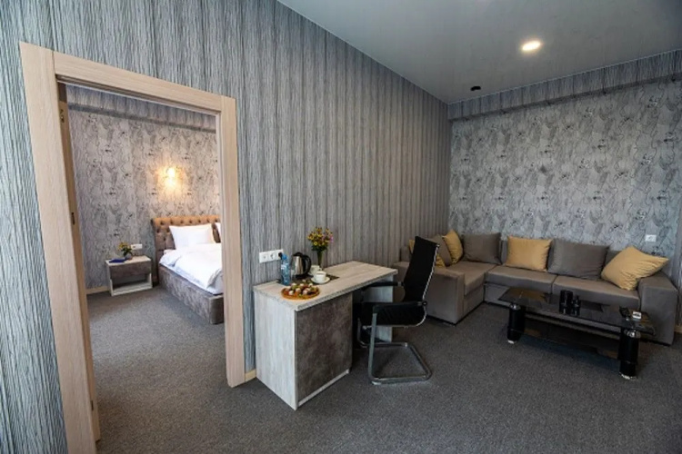 Blossom Inn