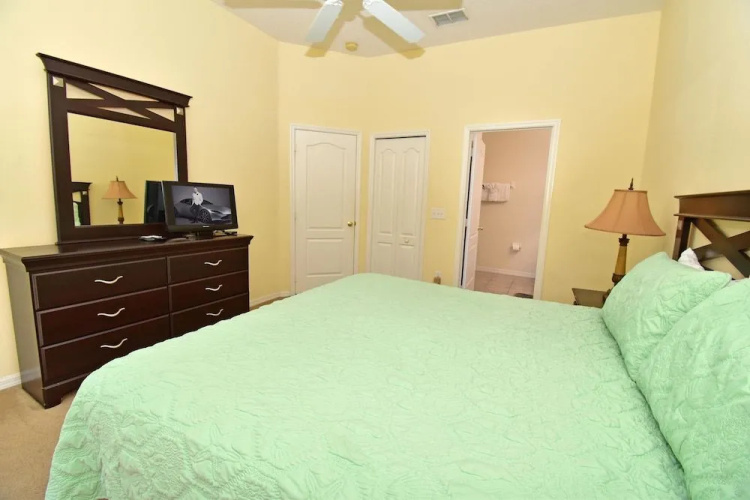 T812BD Morning Springs 4 Br villa by RedAwning