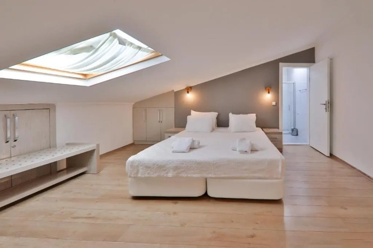 1 Bedroom Junior Double Duplex room