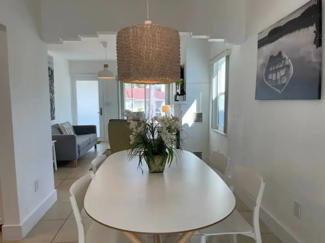 Cozy and super location 2 BR