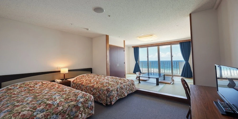 Standard room with balcony and with sea view