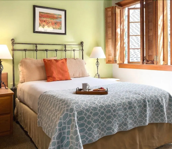 The La Conner Inn