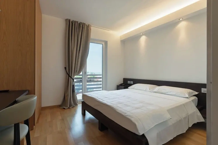 Standard Double room with balcony