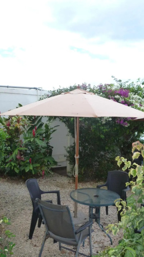 Le Cactus Guesthouse