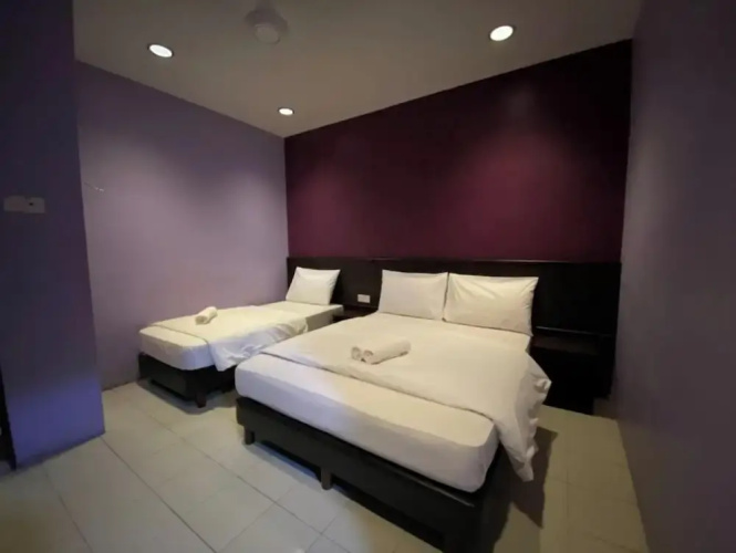 OYO 91185 Dancenter Sepang