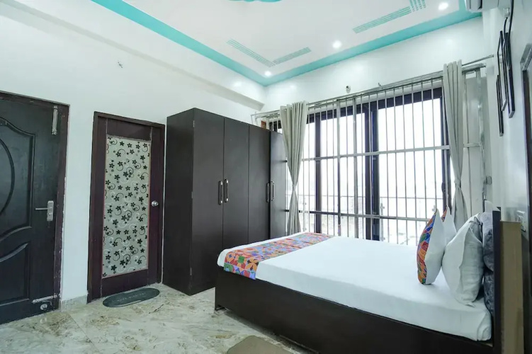 Fabhotel Keptown