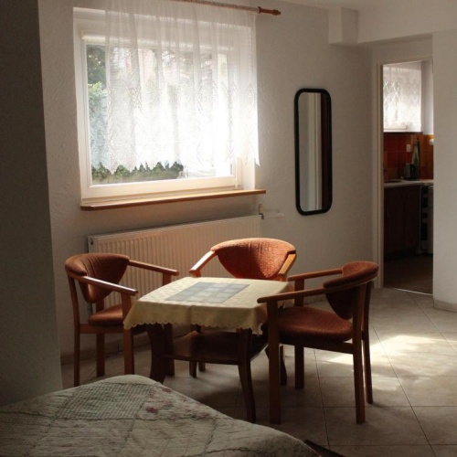 Economy Quadruple room
