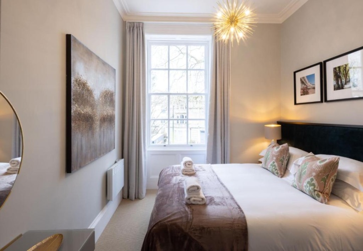 1 Bedroom Apartment