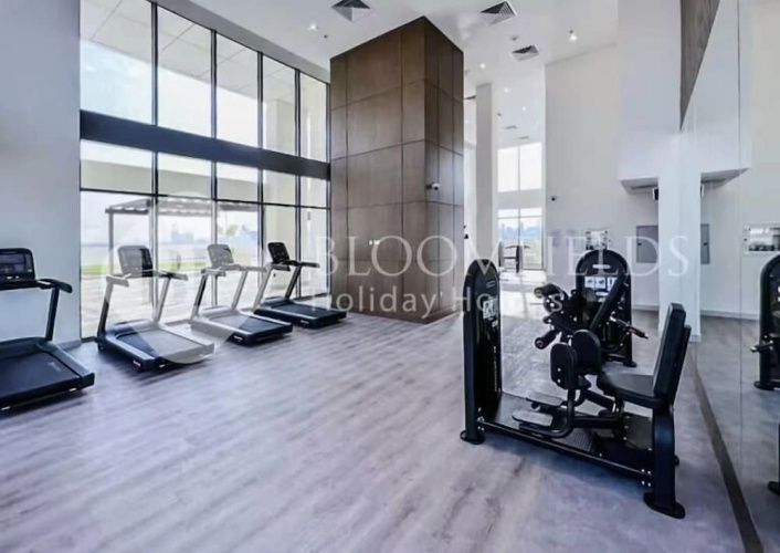 1015 Bloomfields Spacious 1BR Aziz Fawad