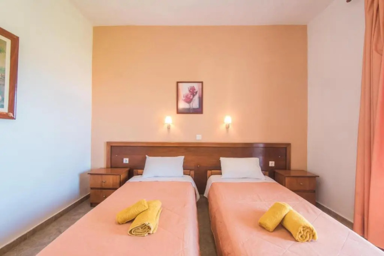 Aleka Apartment 4