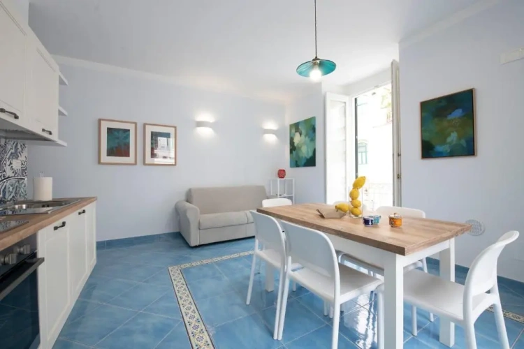 3 Bedrooms Apartment
