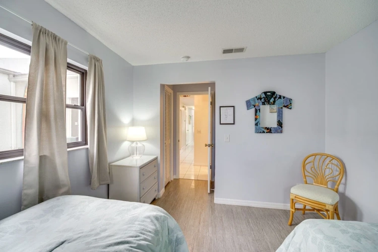 3 Bedrooms Apartment