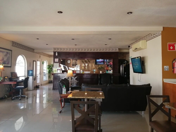 Hotel Express Inn