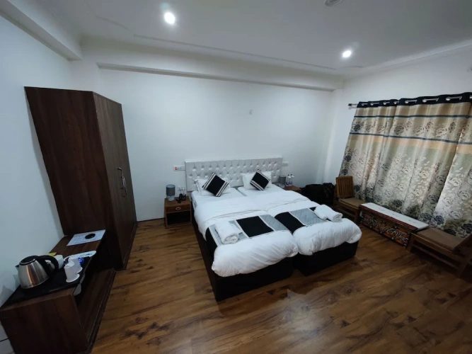Deluxe Double room