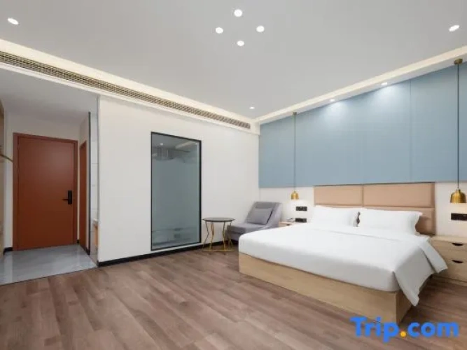 Deluxe Family Suite