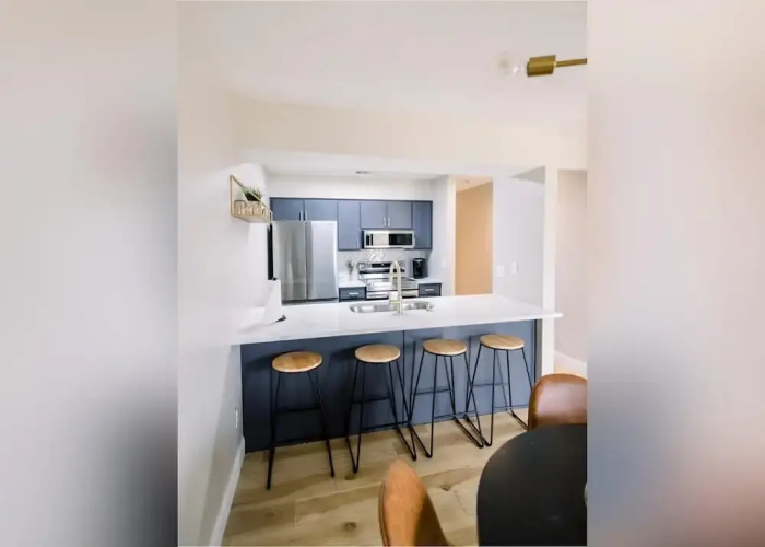 Suite Dreams Condo for 4