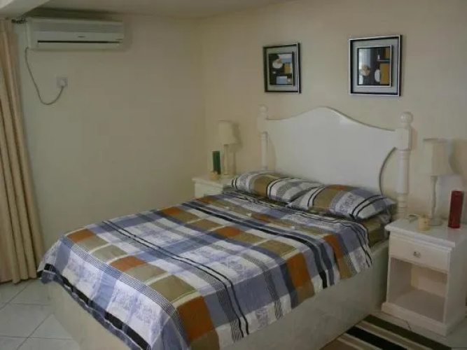 Annwin Apartment