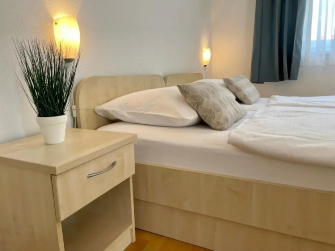 Rooms and Apartments Ana