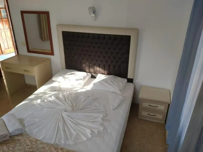 RED Hotel