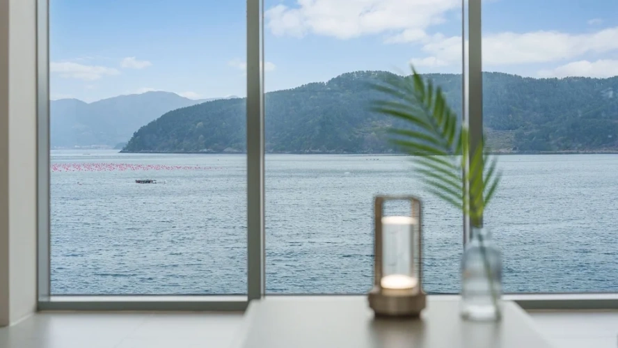 1 Bedroom Standard room with balcony and with ocean view