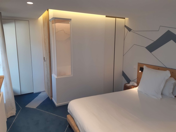 Guest rooms