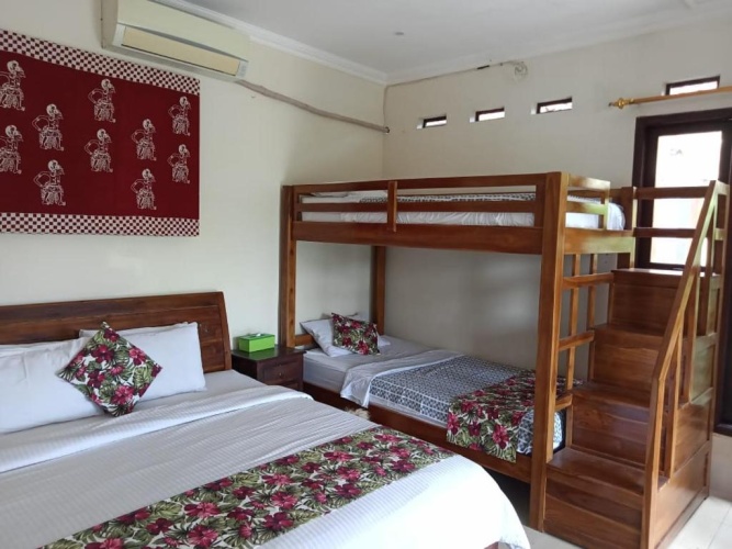 Deluxe Quadruple room