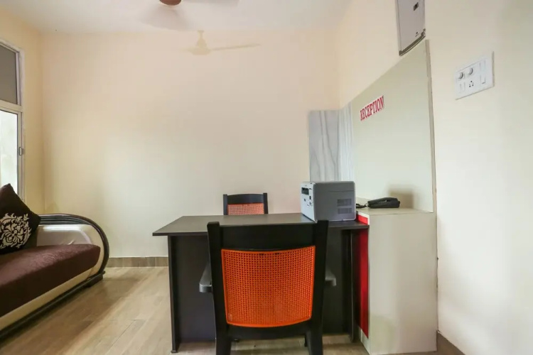 Creative Seashine by OYO Rooms