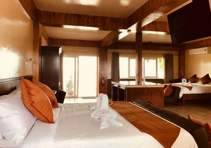 Monkey Beach Dive Resort
