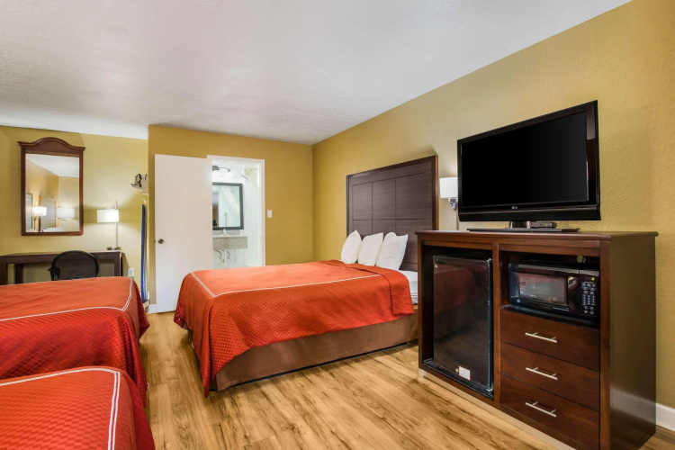 Rodeway Inn