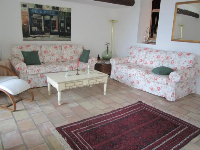 28 Rue de la Ferrage