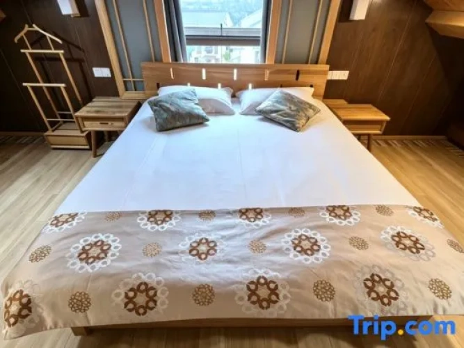 2 Bedrooms Standard Twin Family room