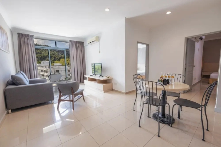 2 Bedrooms Deluxe Apartment with balcony