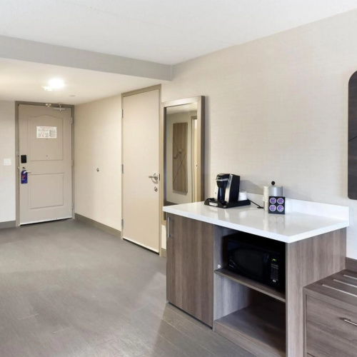 Holiday Inn Express & Suites Waterloo - St. Jacobs Area photo 46