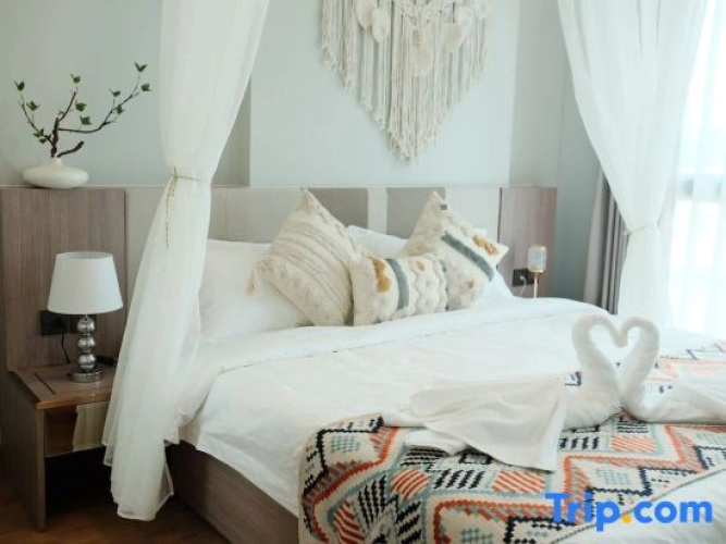 Family Suite/Nice Pool/Full Facilities/Self Check