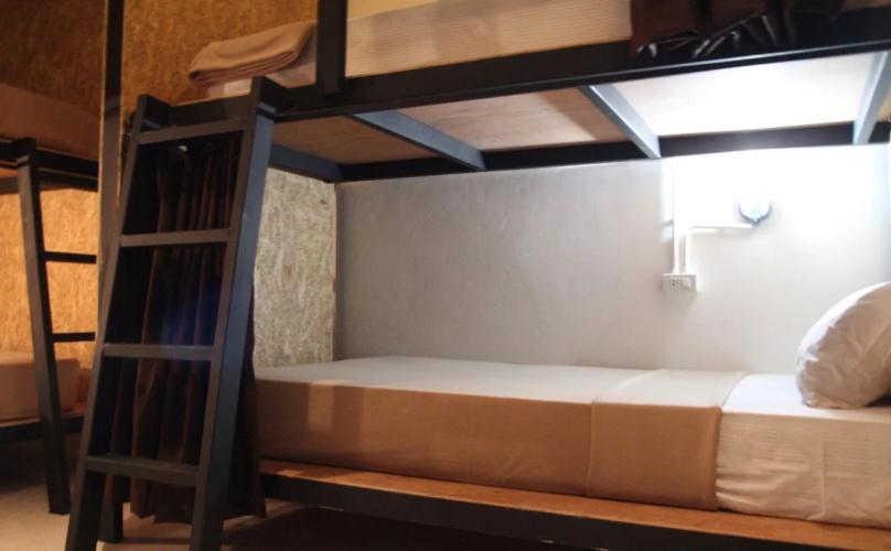 Vitamin Sea Hostel Phuket