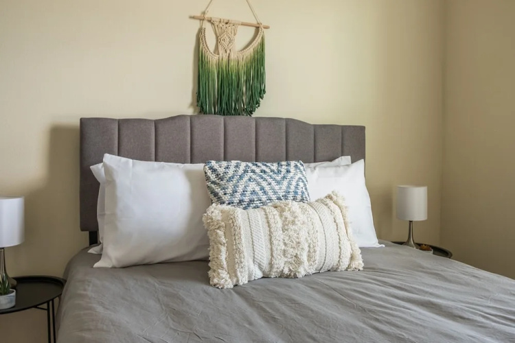 Apartment with Parking by Frontdesk