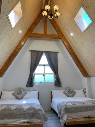 Vivali Manor