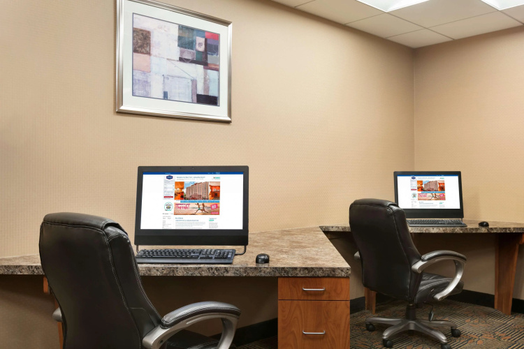 Hampton Inn New York - LaGuardia Airport photo 23