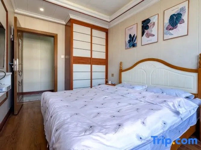 5 Bedrooms Suite