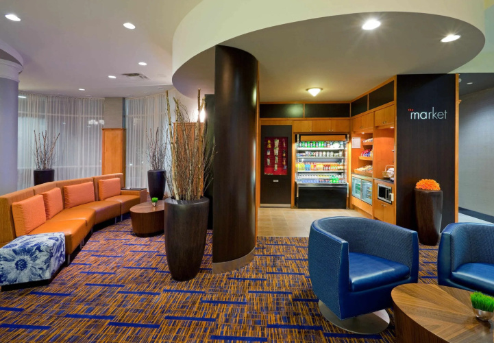 Courtyard by Marriott Toronto Vaughan