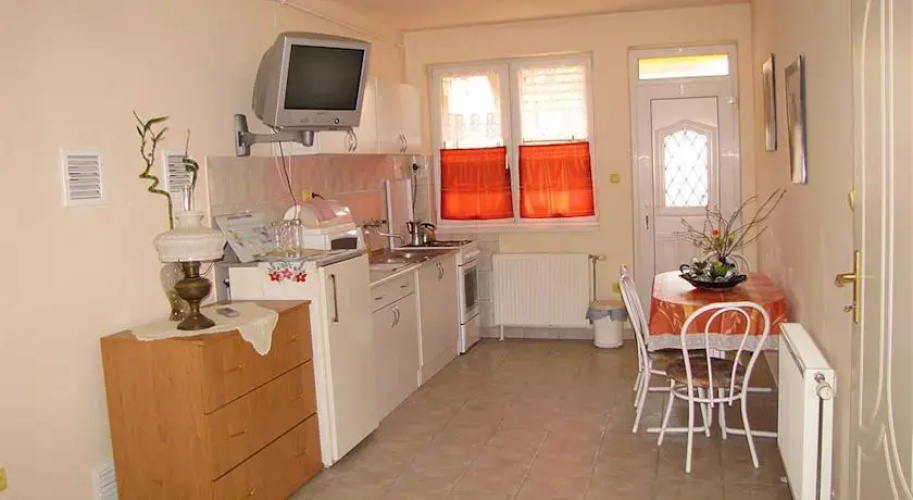 Huba Apartman