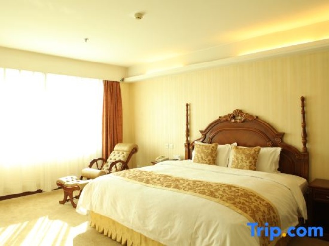 2 Bedrooms Business Suite
